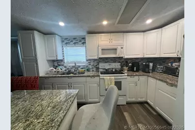 9 N Eric Circle, Greenacres, FL 33463 - Photo 7