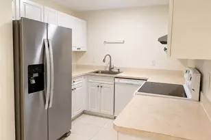 2103 SE Edler Dr, Stuart, FL 34994 - Photo 5