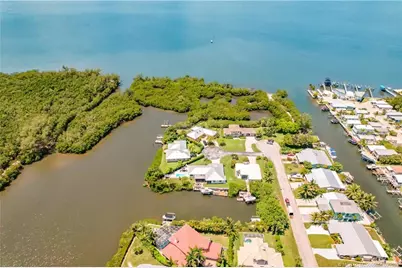 103 Aqua Ra Drive, Jensen Beach, FL 34957 - Photo 15