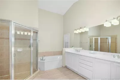 132 SE Crestwood Circle, Stuart, FL 34997 - Photo 23