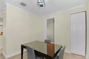 132 SE Crestwood Cir, Stuart, FL 34997 - Photo 17