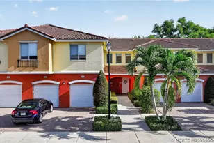 43 SE Sedona Cir, Stuart, FL 34994 - Photo 1