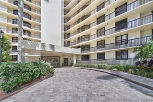 9550 S Ocean Dr, Jensen Beach, FL 34957 - Photo 5