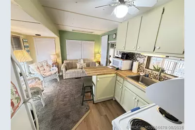 552 Nettles Boulevard, Jensen Beach, FL 34957 - Photo 13
