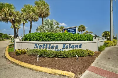 122 Nettles Boulevard, Jensen Beach, FL 34957 - Photo 5