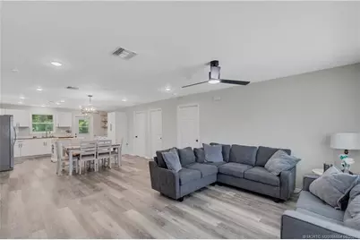 8255 105th Court, Vero Beach, FL 32967 - Photo 9