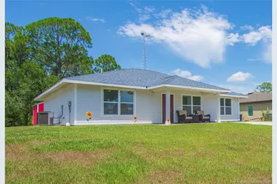 8255 105th Court, Vero Beach, FL 32967 - Photo 3