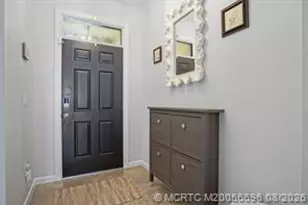10568 SW Cambria Ln, Port Saint Lucie, FL 34987 - Photo 3