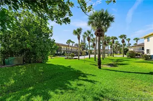 2950 SE Ocean Blvd, Stuart, FL 34996 - Photo 31