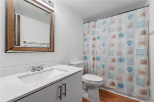 2950 SE Ocean Blvd, Stuart, FL 34996 - Photo 23