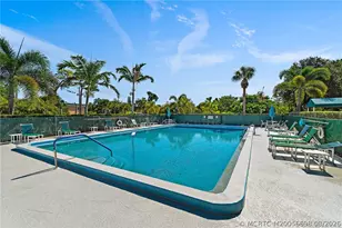2950 SE Ocean Blvd, Stuart, FL 34996 - Photo 33
