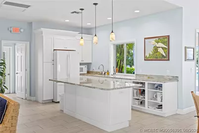 5799 NE Island Cove Way #1101, Stuart, FL 34996 - Photo 37