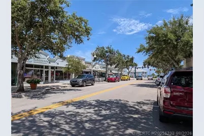 2457 NE Hickory Avenue, Jensen Beach, FL 34957 - Photo 15