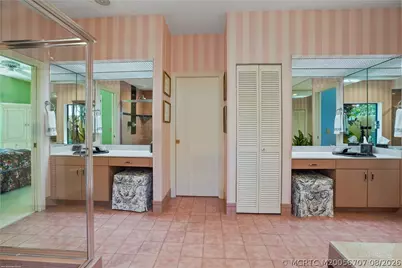 6661 SE Harbor Circle, Stuart, FL 34996 - Photo 27