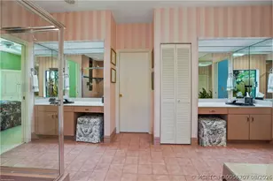 6661 SE Harbor Cir, Stuart, FL 34996 - Photo 27