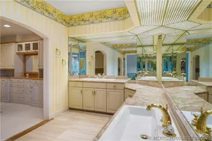 6661 SE Harbor Cir, Stuart, FL 34996 - Photo 45