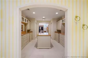 6661 SE Harbor Cir, Stuart, FL 34996 - Photo 43