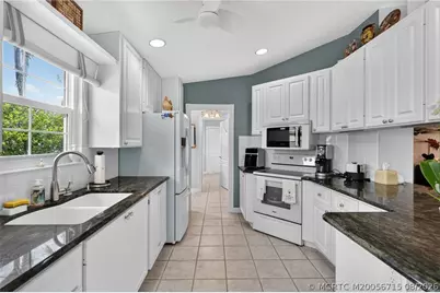 8232 SE Paurotis Lane, Hobe Sound, FL 33455 - Photo 25