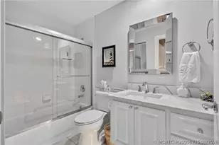 8232 SE Paurotis Ln, Hobe Sound, FL 33455 - Photo 17