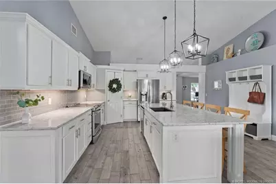 1726 SW Hampshire Lane, Port Saint Lucie, FL 34953 - Photo 9