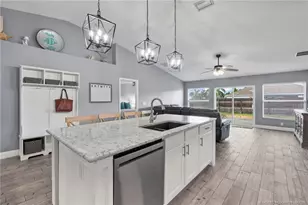 1726 SW Hampshire Ln, Port Saint Lucie, FL 34953 - Photo 11