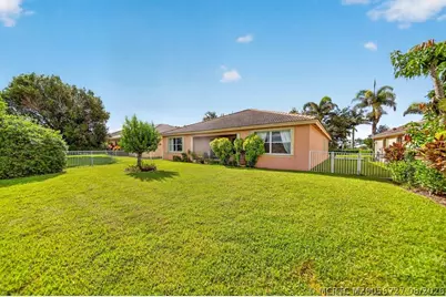 1445 SE Legacy Cove Circle, Stuart, FL 34997 - Photo 33