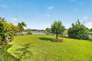 1445 SE Legacy Cove Cir, Stuart, FL 34997 - Photo 35