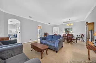 1445 SE Legacy Cove Cir, Stuart, FL 34997 - Photo 13