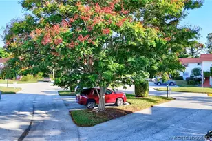 2600 SE Ocean Blvd, Stuart, FL 34996 - Photo 37