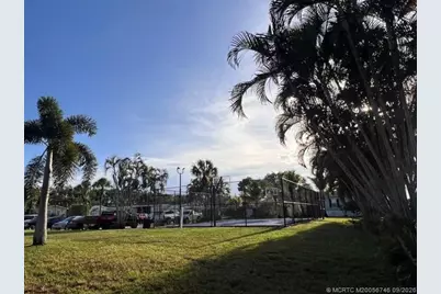 40 Plantation Boulevard, Lake Worth, FL 33467 - Photo 13