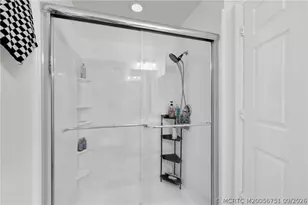 4526 SE Graham Dr, Stuart, FL 34997 - Photo 15