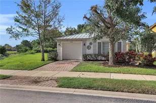 4526 SE Graham Dr, Stuart, FL 34997 - Photo 1