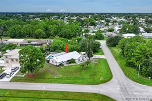 272 SW Ewing Ave, Port Saint Lucie, FL 34983 - Photo 7