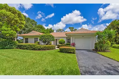 4646 SW Lorne Court, Palm City, FL 34990 - Photo 1