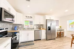 10851 S Ocean Dr, Jensen Beach, FL 34957 - Photo 11