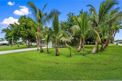 601 SE Barr Street, Port Saint Lucie, FL 34984 - Photo 37