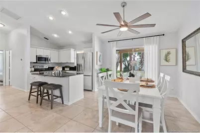601 SE Barr Street, Port Saint Lucie, FL 34984 - Photo 11