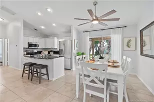 601 SE Barr St, Port Saint Lucie, FL 34984 - Photo 11