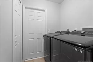 601 SE Barr St, Port Saint Lucie, FL 34984 - Photo 29