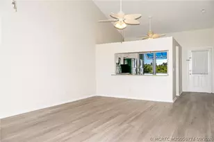 1585 NE Beacon Dr, Jensen Beach, FL 34957 - Photo 9