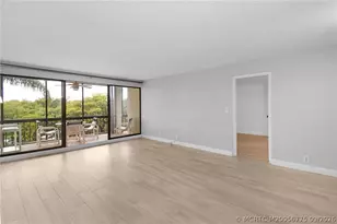 3792 NE Ocean Blvd, Jensen Beach, FL 34957 - Photo 5