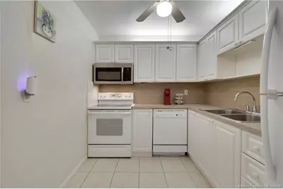 10083 42nd Terrace S #123, Boynton Beach, FL 33436 - Photo 11