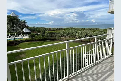 579 NE Plantation Road #S108, Stuart, FL 34996 - Photo 3