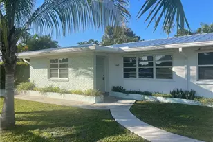 885 NW River Shores Blvd, Stuart, FL 34994 - Photo 1