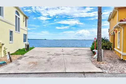 1120 Nettles Boulevard, Jensen Beach, FL 34957 - Photo 5