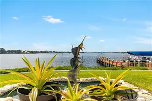 661 SW Bay Pointe Cir, Palm City, FL 34990 - Photo 15