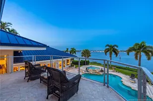 661 SW Bay Pointe Cir, Palm City, FL 34990 - Photo 3