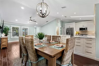 2040 NE Acapulco Drive, Jensen Beach, FL 34957 - Photo 3