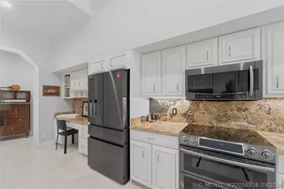 11586 SE Plandome Drive, Hobe Sound, FL 33455 - Photo 11