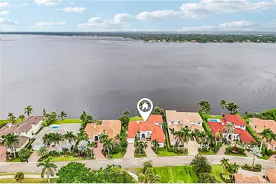 118 SW Palm Cove Drive, Palm City, FL 34990 - Photo 3